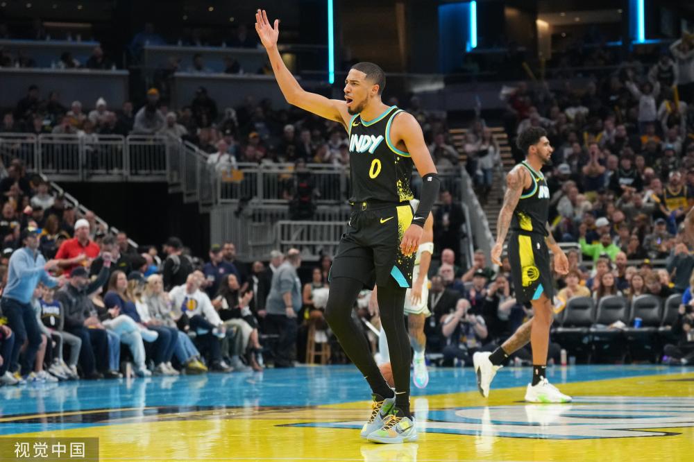 的阵容重建 的阵容重建