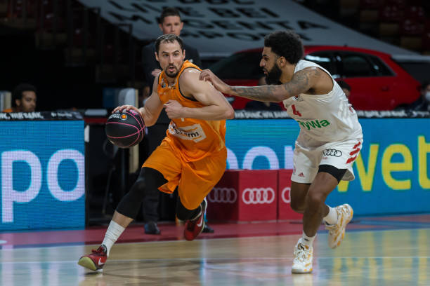 回顾本场比 回顾本场比