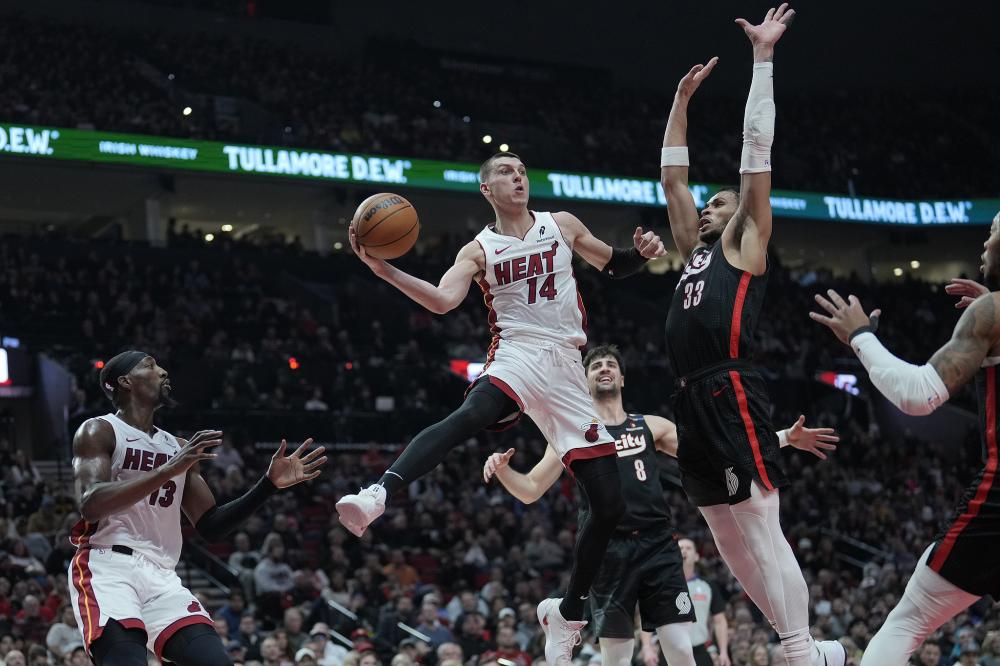 安排了一系 安排了一系